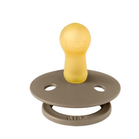 BIBS COLOUR DARK OAK M Smoczek Uspokajający kauczuk Hevea