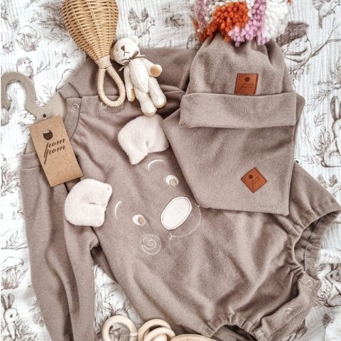 Hi Little One rampers niemowlęcy MIŚ OverSize BOHO Caffe Latte roz S