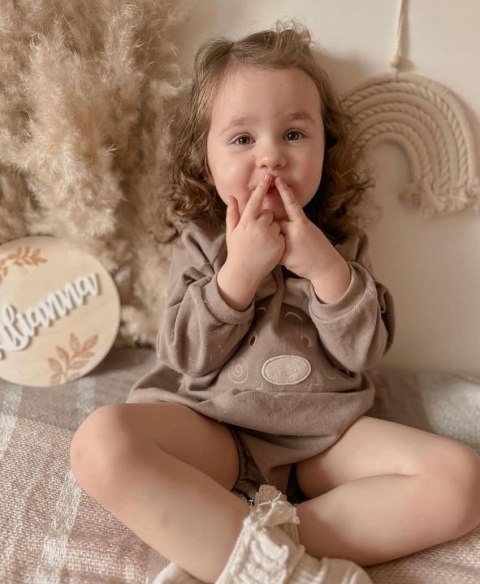 Hi Little One rampers niemowlęcy MIŚ OverSize BOHO Caffe Latte roz S