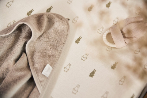 Ręcznik kąpielowy z kapturem Terry 75x75cm Miffy Jacquard Olive Green Jollein