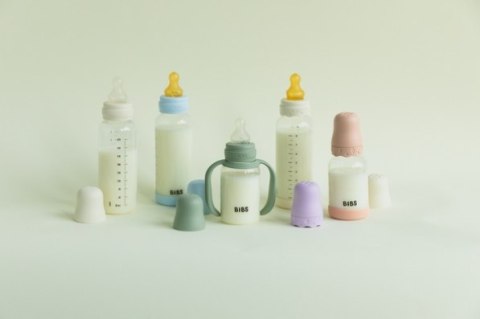 BIBS BUTELKA PLASTIC PP ze smoczkiem antykolkowym z kauczuku naturalnego, pojemność 150 ml, BABY BLUE