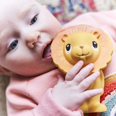 Petit Monkey - Lew Leo gryzak z grzechotką 100% hevea