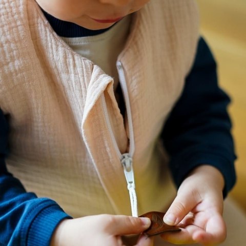 Hi Little One śpiworek z nogawkami 2,5 TOG GOOD SLEEP White 2-4 lata